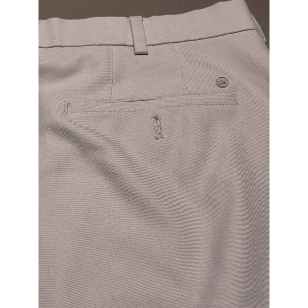 Peter Millar Crown Sport Men's Golf Shorts Light Gray Size 36